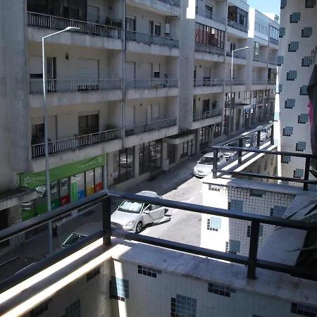 Alojamentos Turismo E Negocios *