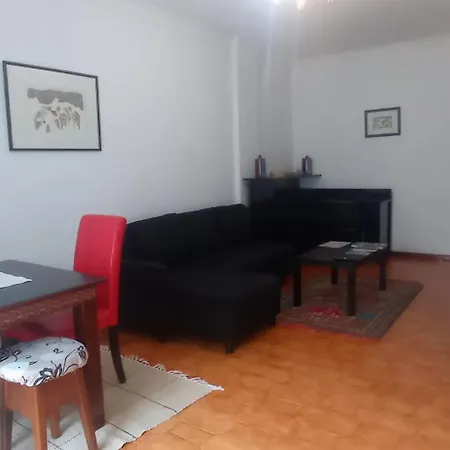 Alojamentos Turismo E Negocios Apartment