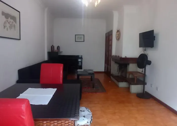 Alojamentos Turismo E Negocios Apartment *